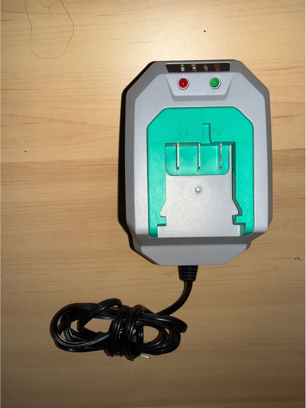 Lihtell Li-ion Battery Charger Model DO202000